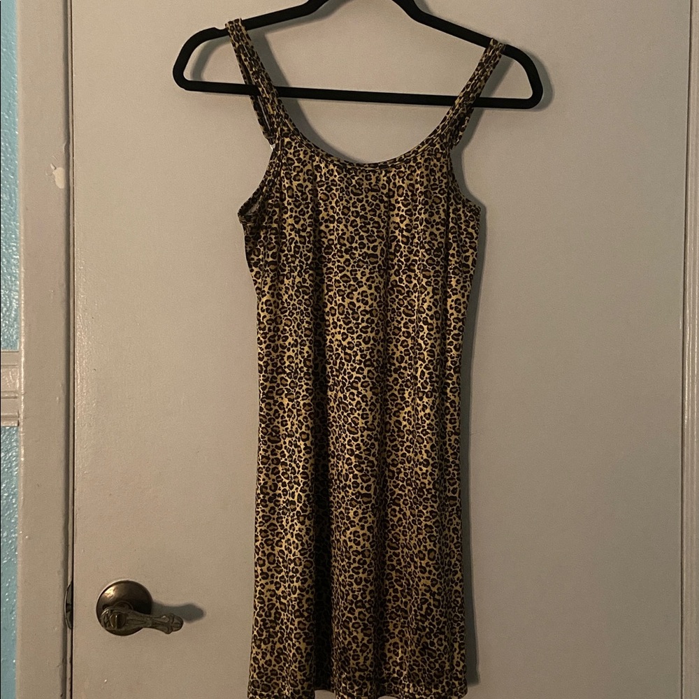 Chic Leopard Print Mini Dress